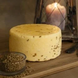 Сыр Пружанский с пажитником 50% 200 г Пружаны