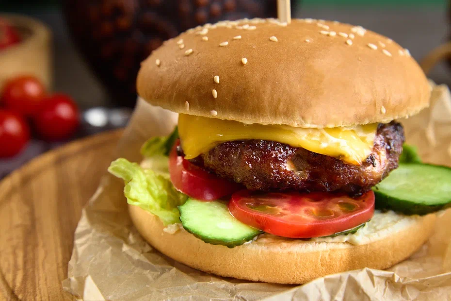 Картули бургер из свинины-говядины