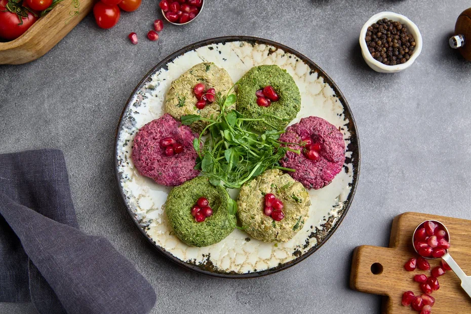 Ассорти из пхали 