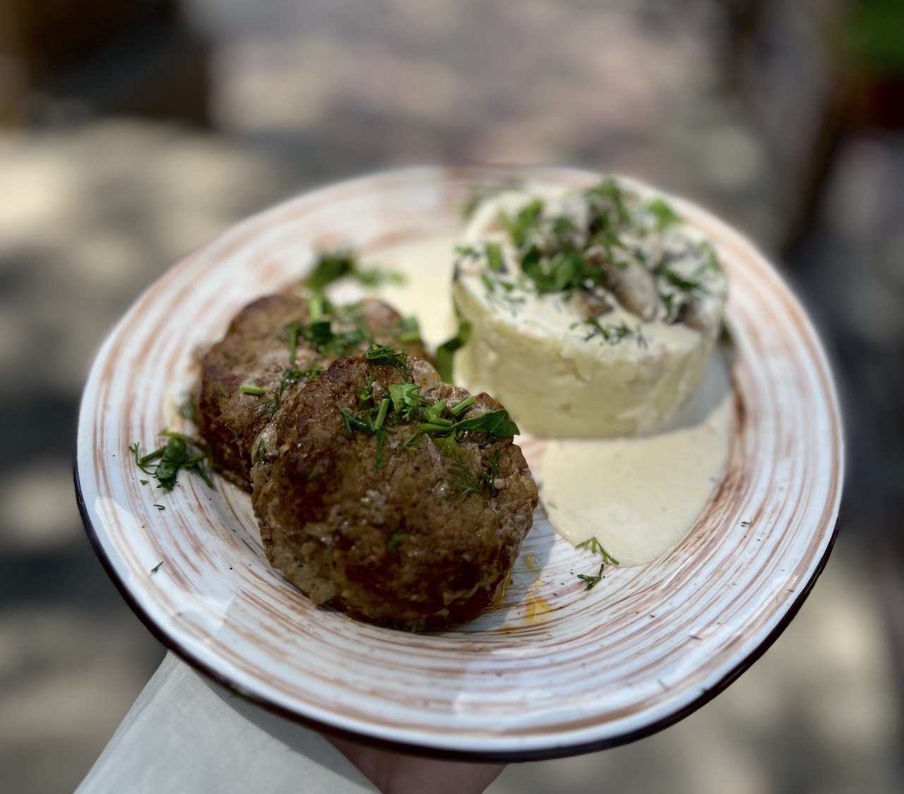 Котлеты говяжьи с пюре