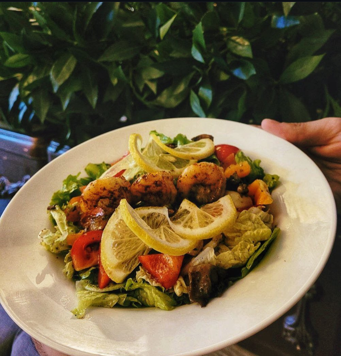 Салат с морепродуктами