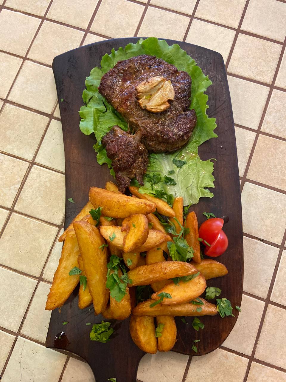 Стейк из говяжьей вырезки