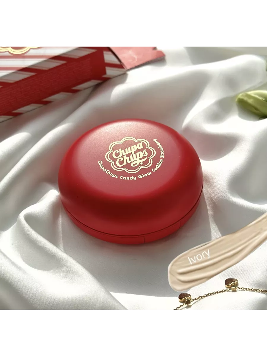 Тональный кушон с блюр-эффектом Chupa Chups Candy Glow Cushion Strawberry SPF 50+ PA++++ 3.0 Fair