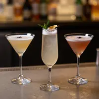 تزیین و سرو نوشیدنی