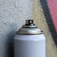 स्प्रे पेंट आर्ट