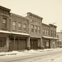 Architektura poloviny století