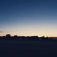 Vesnické scény za soumraku