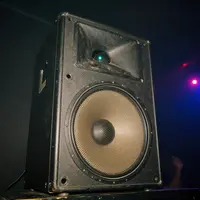 بلندگوی کلاب قدیمی