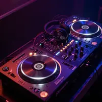 دستگاه دی‌جی