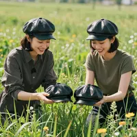 Glückliche Frauen auf der Wiese