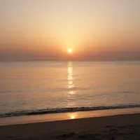 غروب خورشید در ساحل