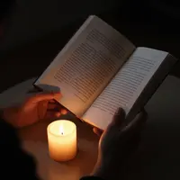 مطالعه در نور شمع