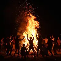 अलाव का जमावड़ा