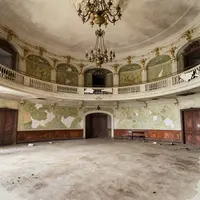 شکوه رنگ‌باخته