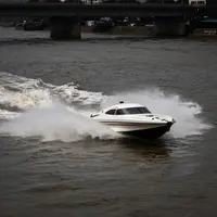 Скоростной катер