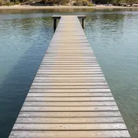 اسکله‌های چوبی