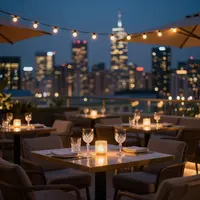 Lounge Atas Bumbung Mewah