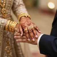 Руки с хной