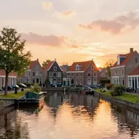 Matahari Terbenam Kanal Belanda