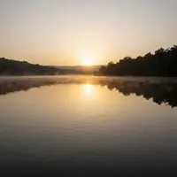 دریاچه آرام