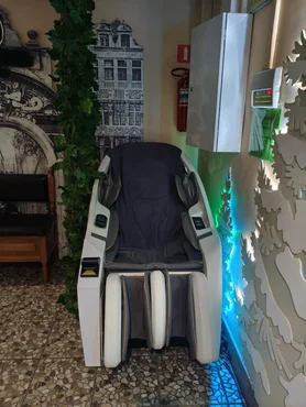 Массажное кресло