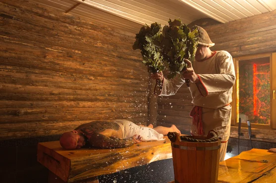 Еще один клевый зал