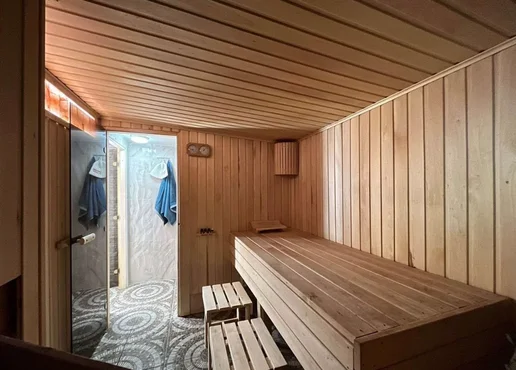 Баня Улет Баня Улет