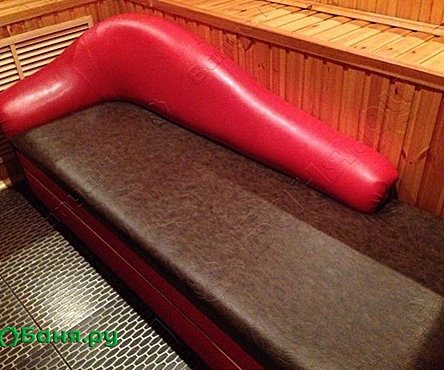 Эконом зал с двумя комнатами отдыха