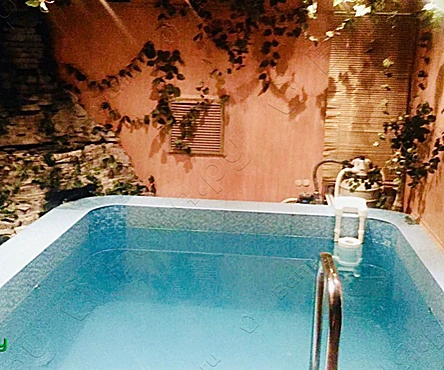 Основной зал