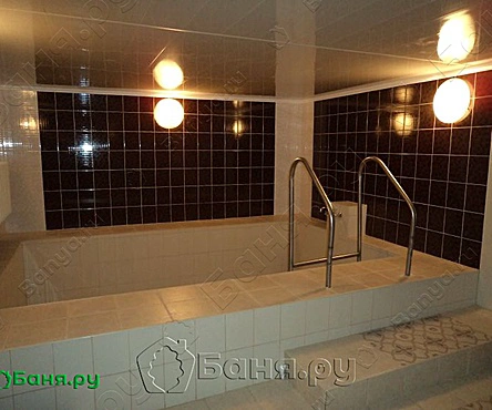 Сауна с бассейном