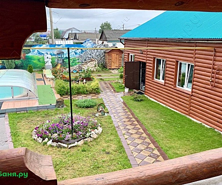 Баня с бассейном на улице