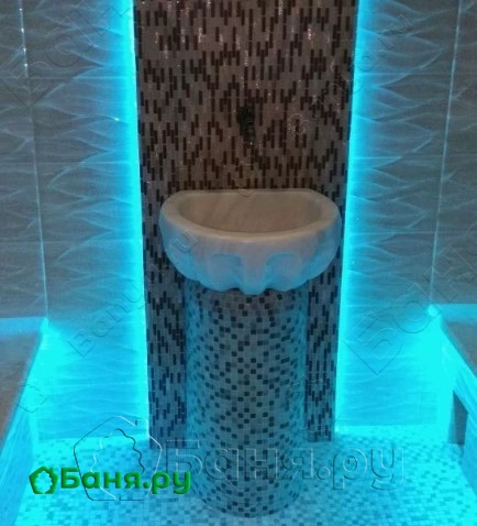 Основной зал