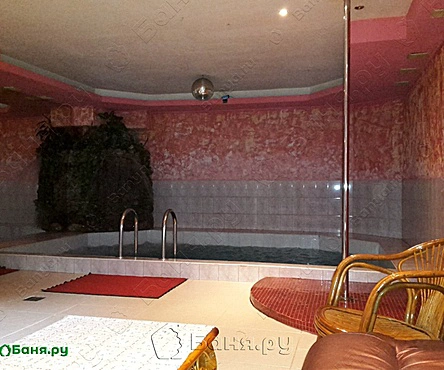 Красный зал