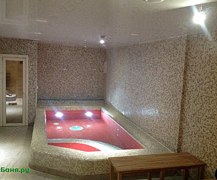 Основной зал