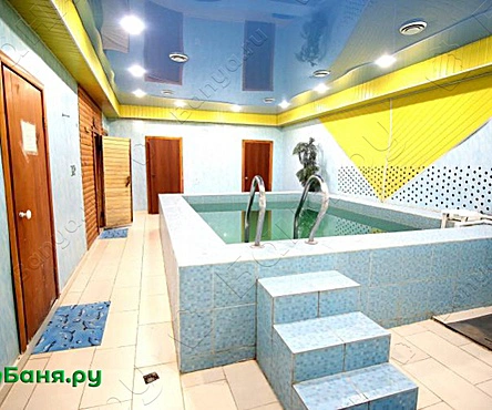 Основной зал