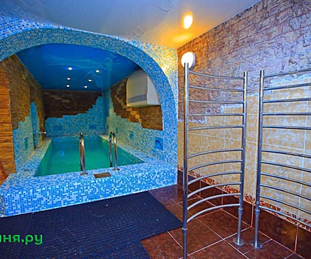 Основной зал