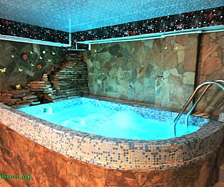 Основной зал