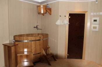 Баня-отель Вэйлер