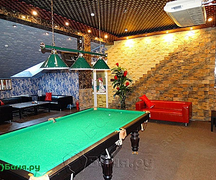 Большая баня с бильярдом
