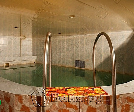 Основной зал