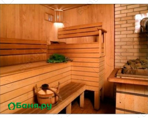 Зал с бильярдом