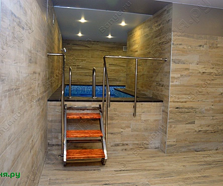 Основной зал