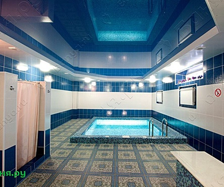 Основной зал