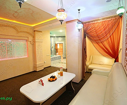 Зал Тропики