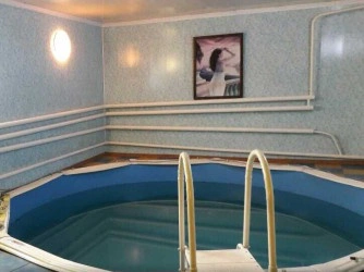 Баня на Российской