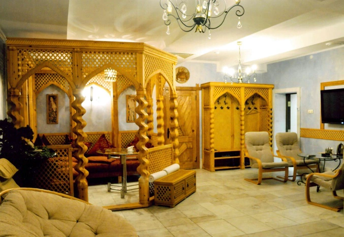 Бани Континента