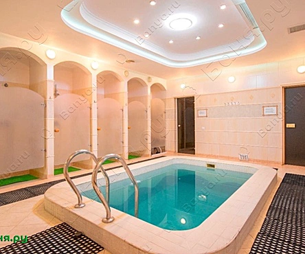 Основной зал