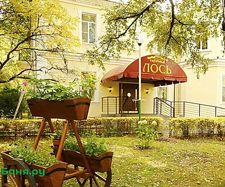 Малая сауна с джакузи