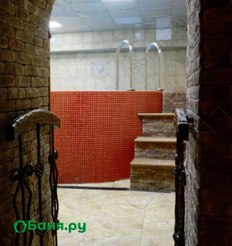 Основной зал