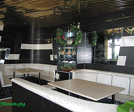 Финская сауна с бассейном